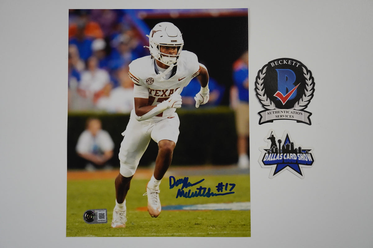 DAYLAN McCUTCHEON TEXAS LONGHORNS SIGNED Wide Open 8x10 PHOTO BAS