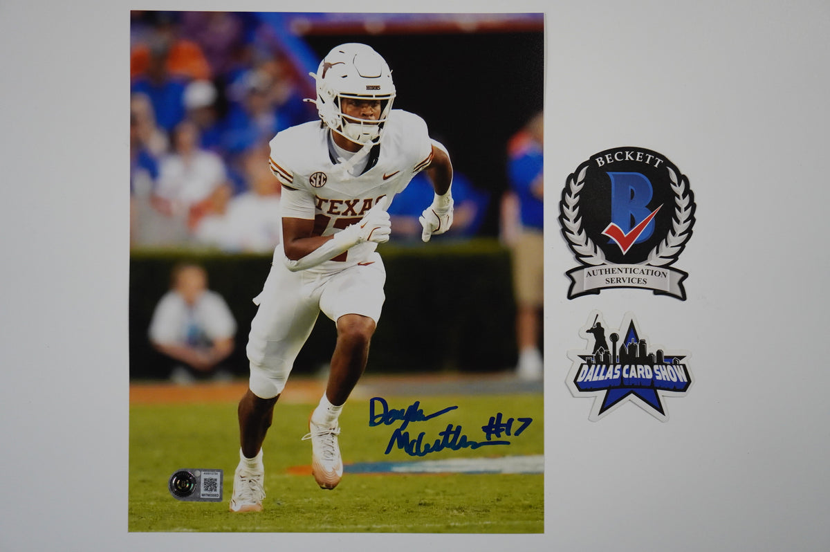 DAYLAN McCUTCHEON TEXAS LONGHORNS SIGNED Wide Open 8x10 PHOTO BAS