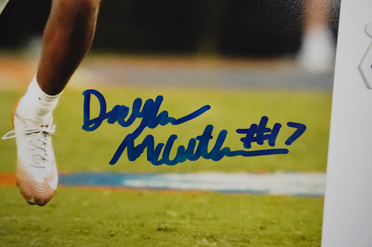 DAYLAN McCUTCHEON TEXAS LONGHORNS SIGNED Wide Open 8x10 PHOTO BAS