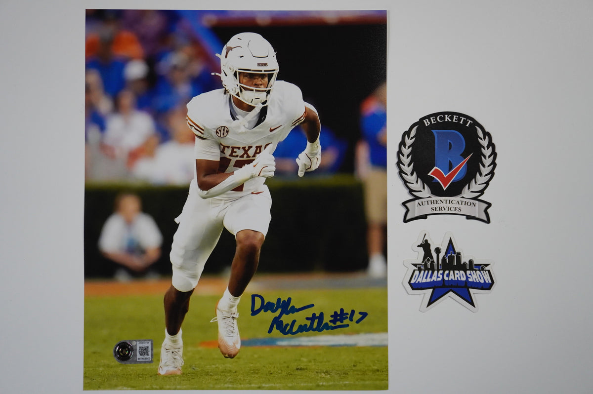 DAYLAN McCUTCHEON TEXAS LONGHORNS SIGNED Wide Open 8x10 PHOTO BAS