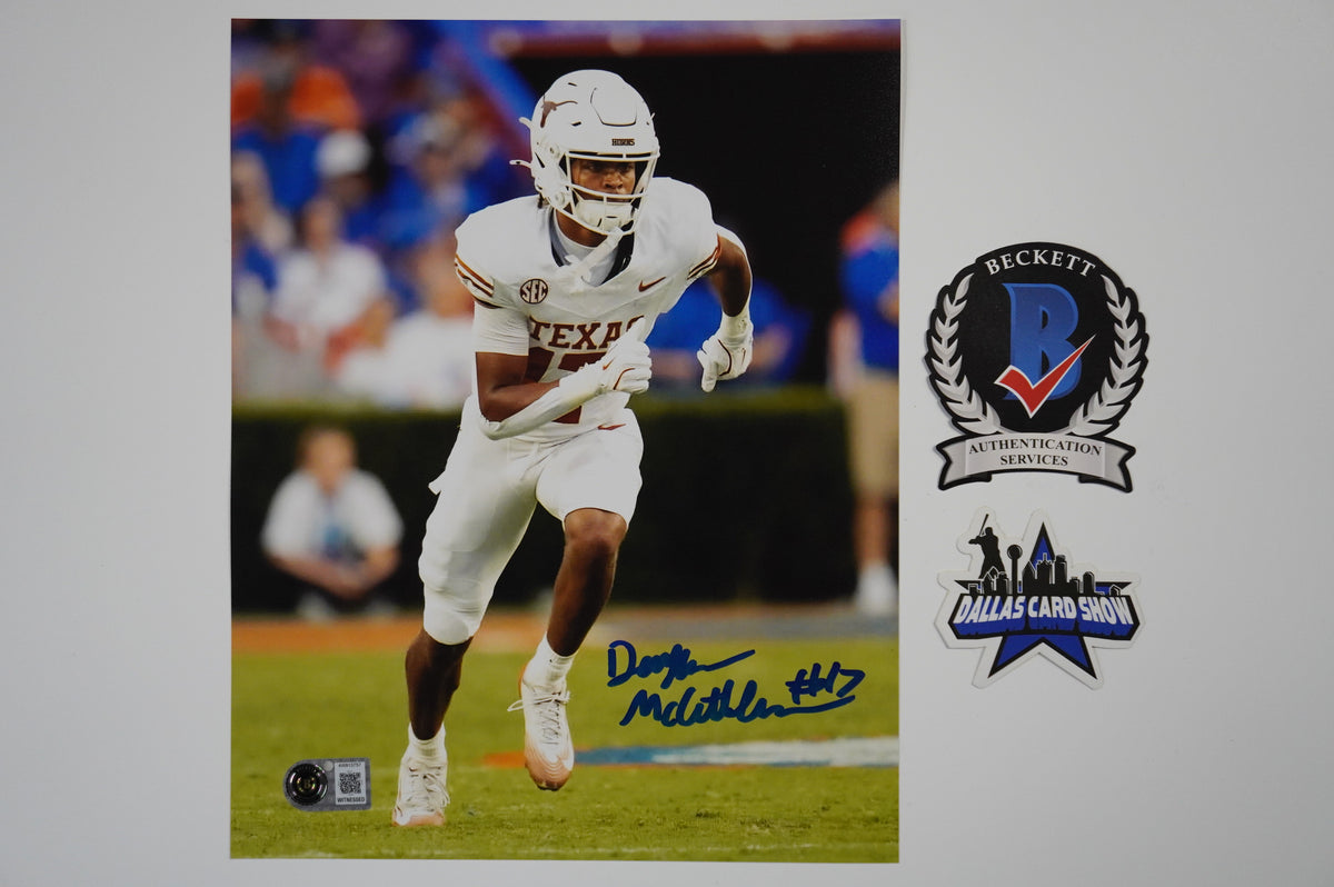 DAYLAN McCUTCHEON TEXAS LONGHORNS SIGNED Wide Open 8x10 PHOTO BAS
