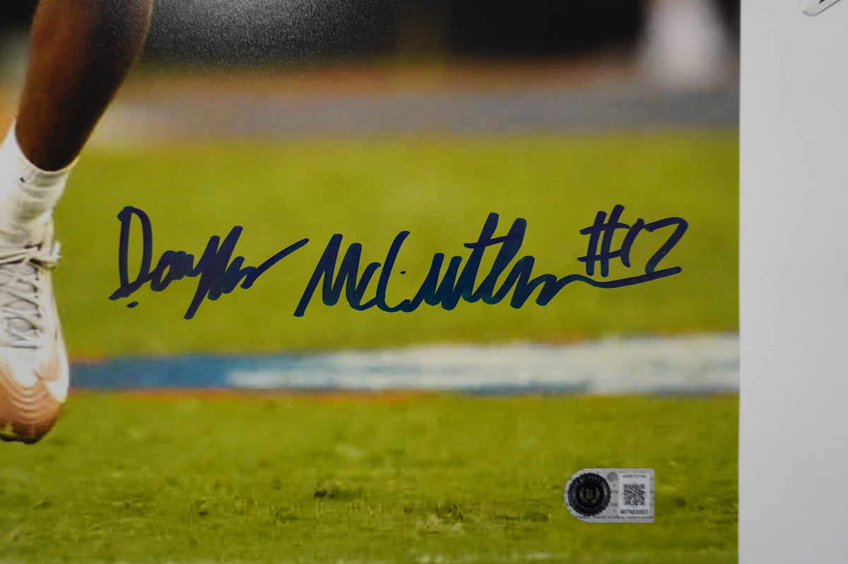 DAYLAN McCUTCHEON TEXAS LONGHORNS SIGNED Wide Open 16x20 PHOTO BAS