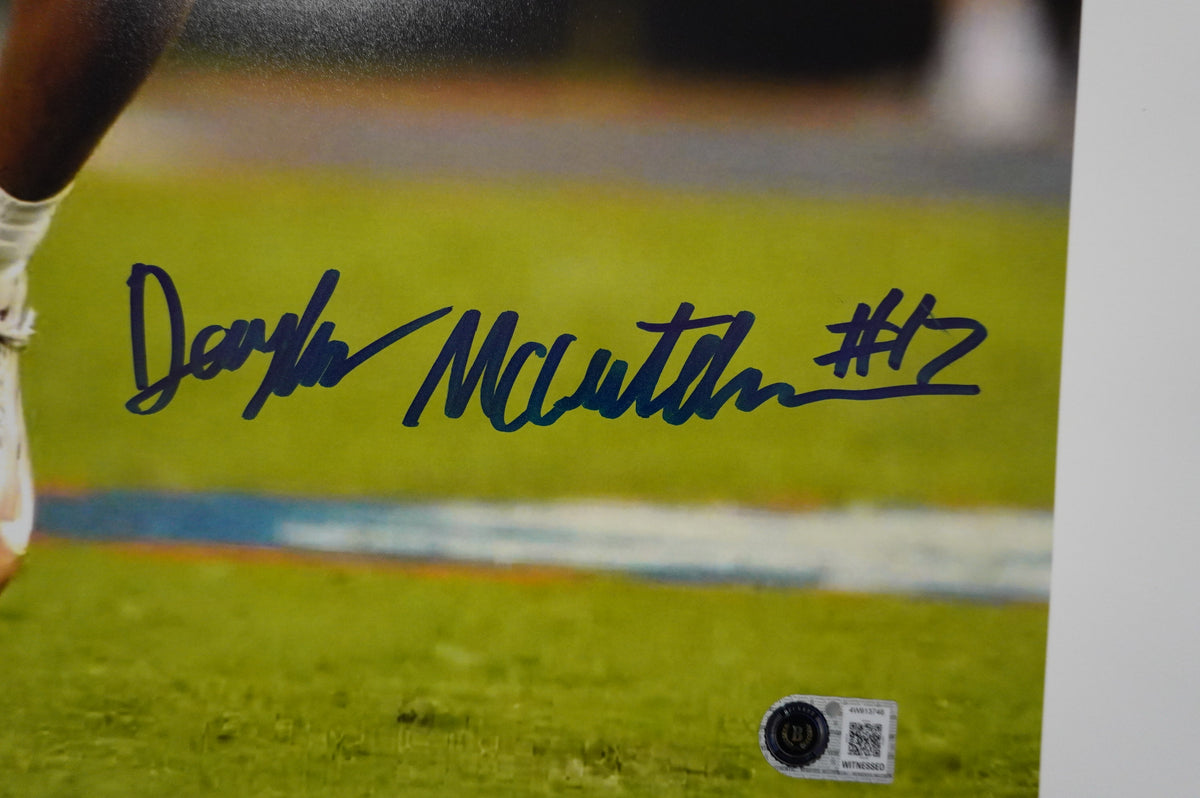 DAYLAN McCUTCHEON TEXAS LONGHORNS SIGNED Wide Open 16x20 PHOTO BAS