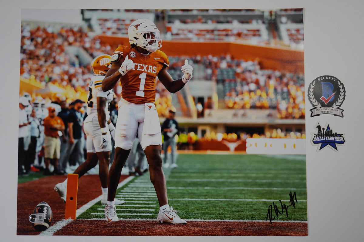 RYAN WINGO TEXAS LOGNHORNS SIGNED TD 16x20 PHOTO BAS