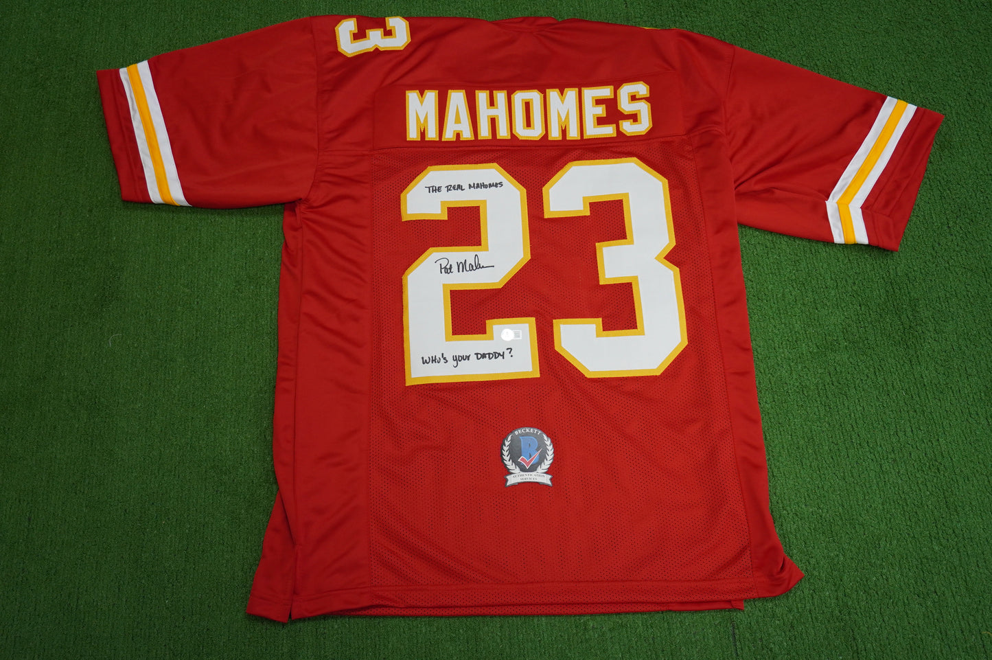 PAT PATRICK MAHOMES SR SIGNED JERSEY KC CHIEFS w/The Real Who'sYourDaddy BAS
