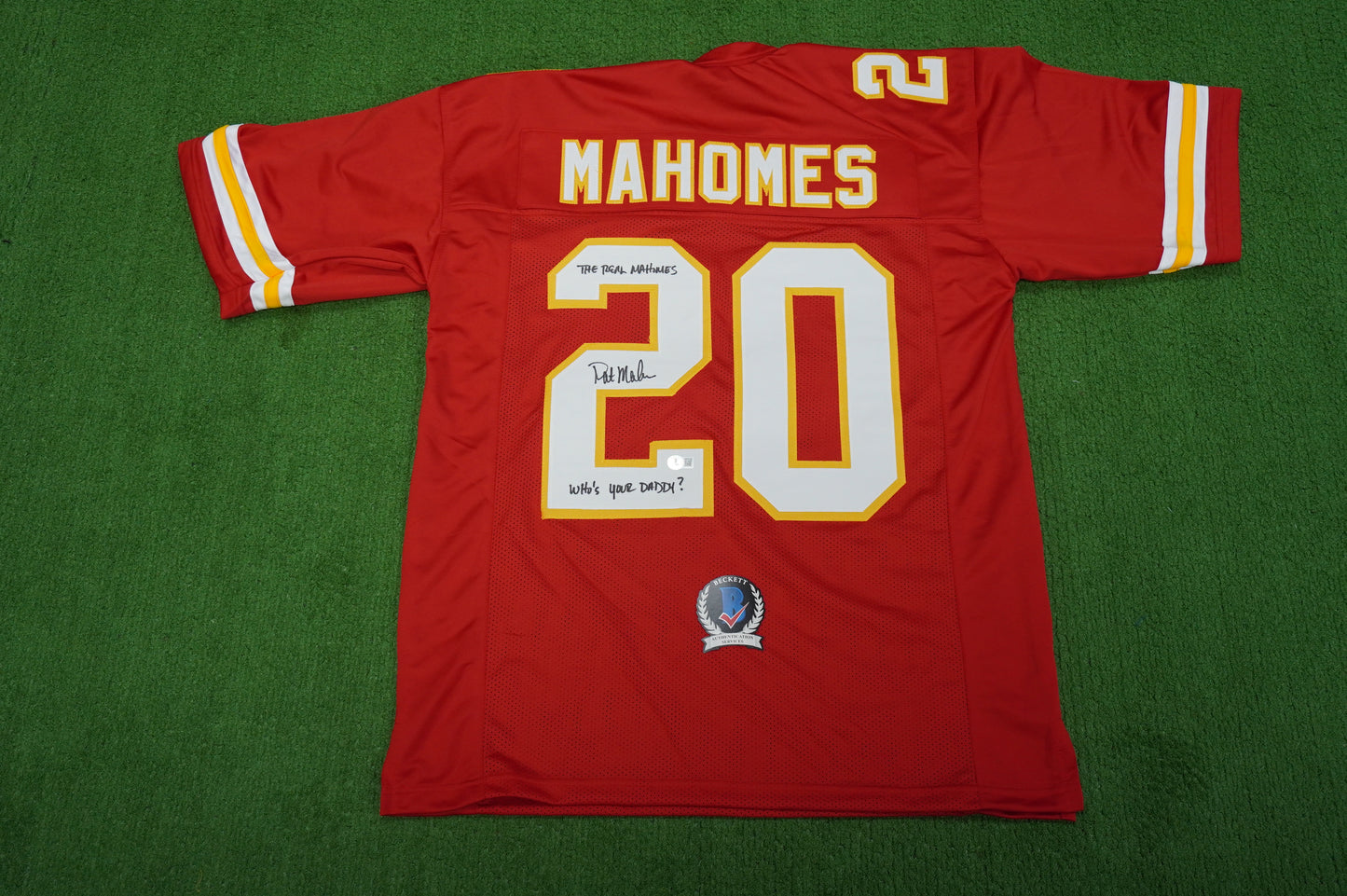 PAT PATRICK MAHOMES SR SIGNED JERSEY KC CHIEFS w/The Real Who'sYourDaddy BAS