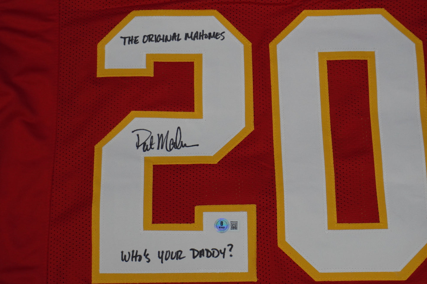PAT PATRICK MAHOMES SR SIGNED JERSEY KC CHIEFS w/The OG Who'sYourDaddy BAS