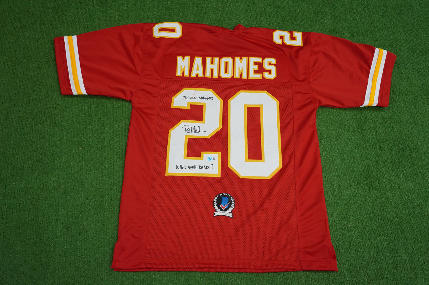 PAT PATRICK MAHOMES SR SIGNED JERSEY KC CHIEFS w/The Real Who'sYourDaddy BAS