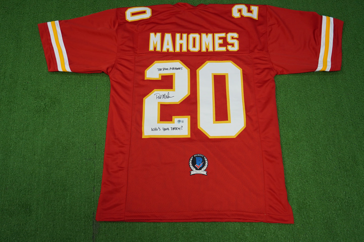PAT PATRICK MAHOMES SR SIGNED JERSEY KC CHIEFS w/The Real Who'sYourDaddy BAS