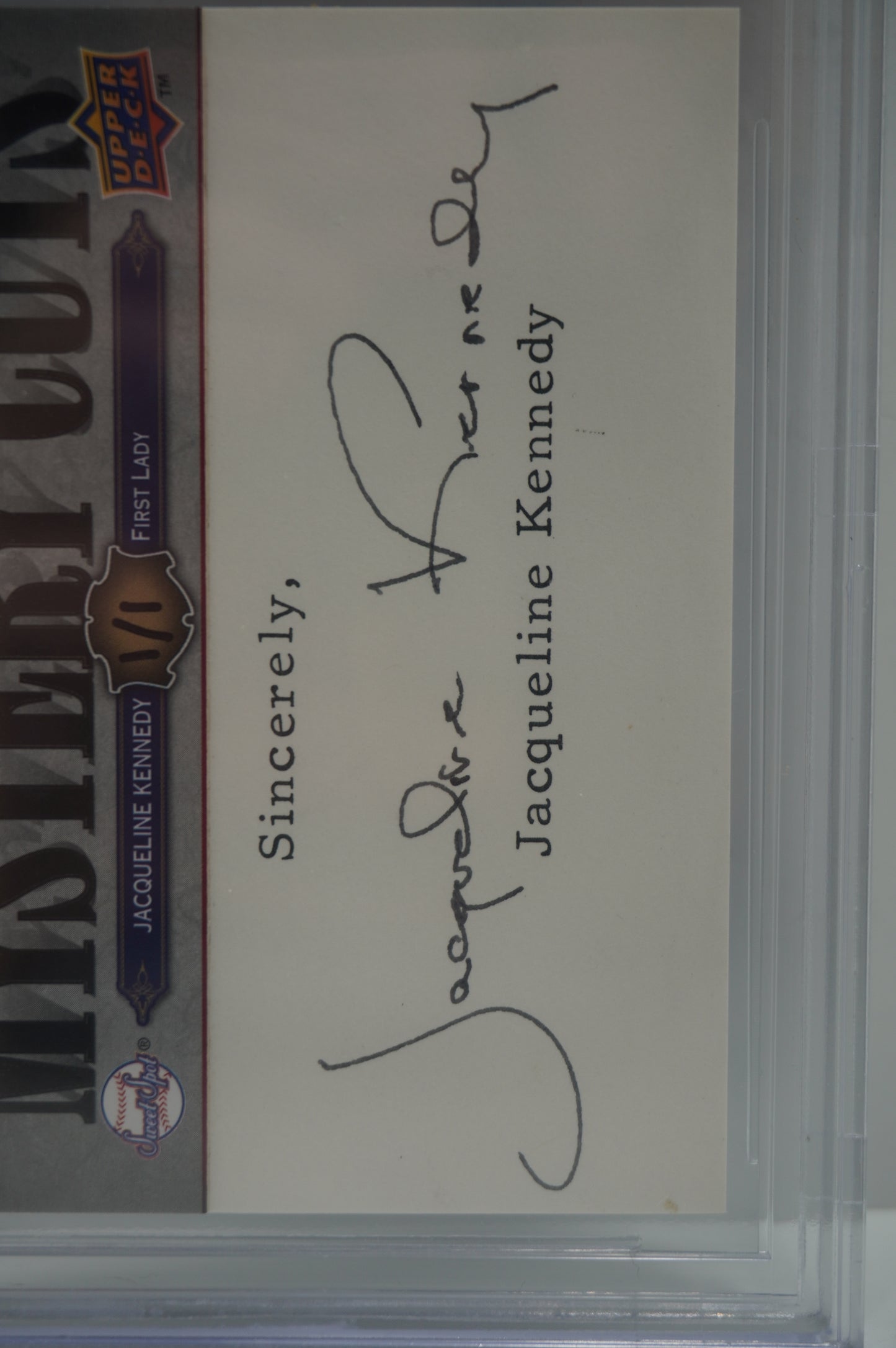2008 UPPER DECK SWEET SPOT MYSTERY CUTS Jacqueline Kennedy BGS 8.5 AUTO 10 1/1