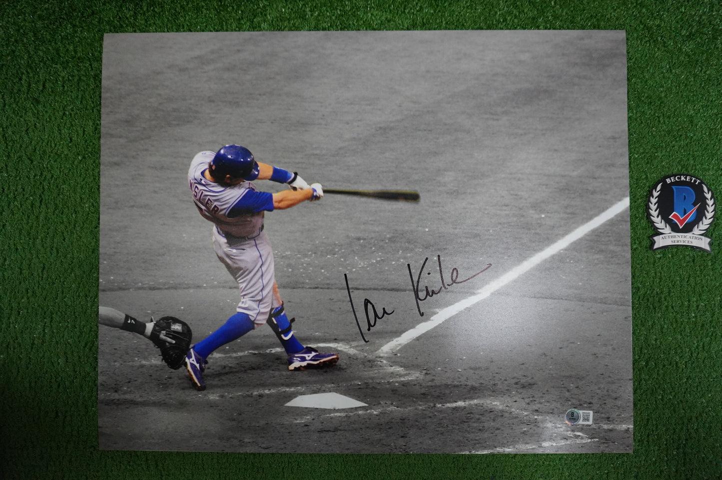 IAN KINSLER TEXAS RANGERS SIGNED 16x20 BATTING PHOTO BAS COA