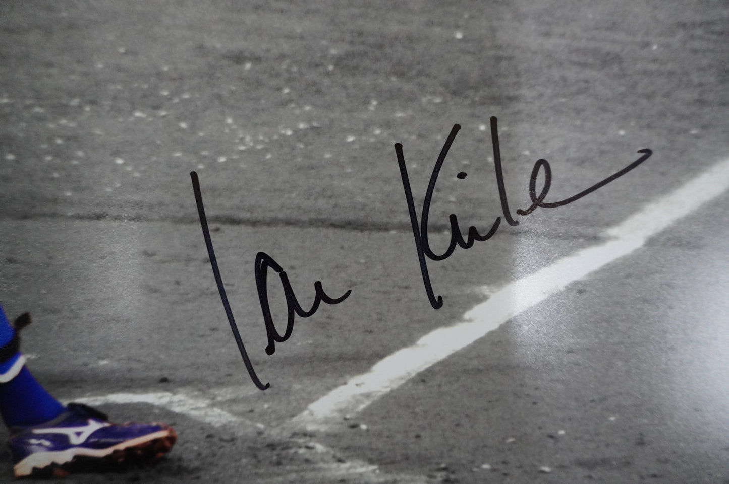 IAN KINSLER TEXAS RANGERS SIGNED 16x20 BATTING PHOTO BAS COA