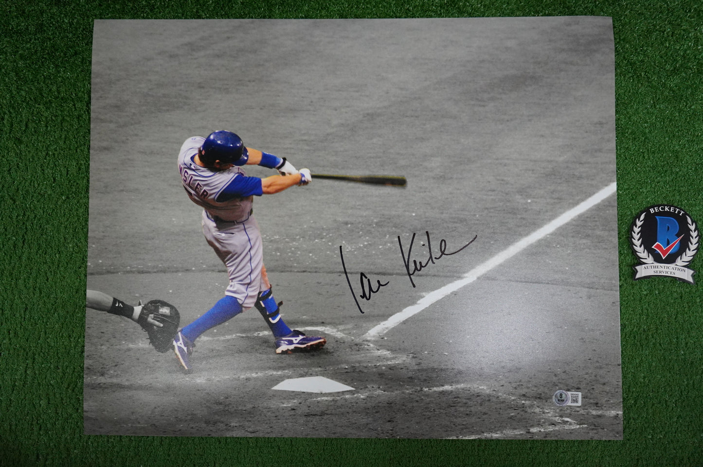 IAN KINSLER TEXAS RANGERS SIGNED 16x20 BATTING PHOTO BAS COA