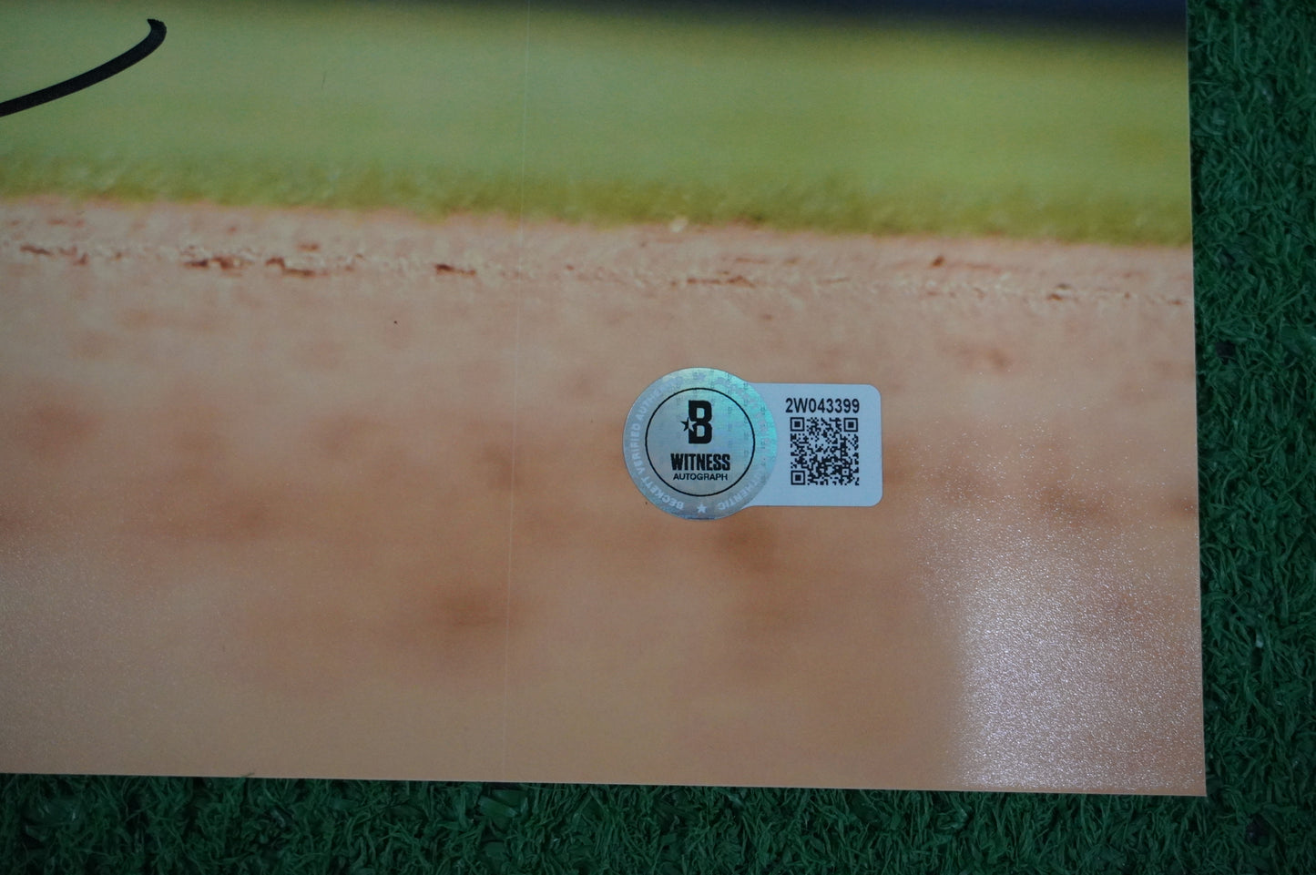 IAN KINSLER TEXAS RANGERS SIGNED 16x20 FIELDING PHOTO BAS COA