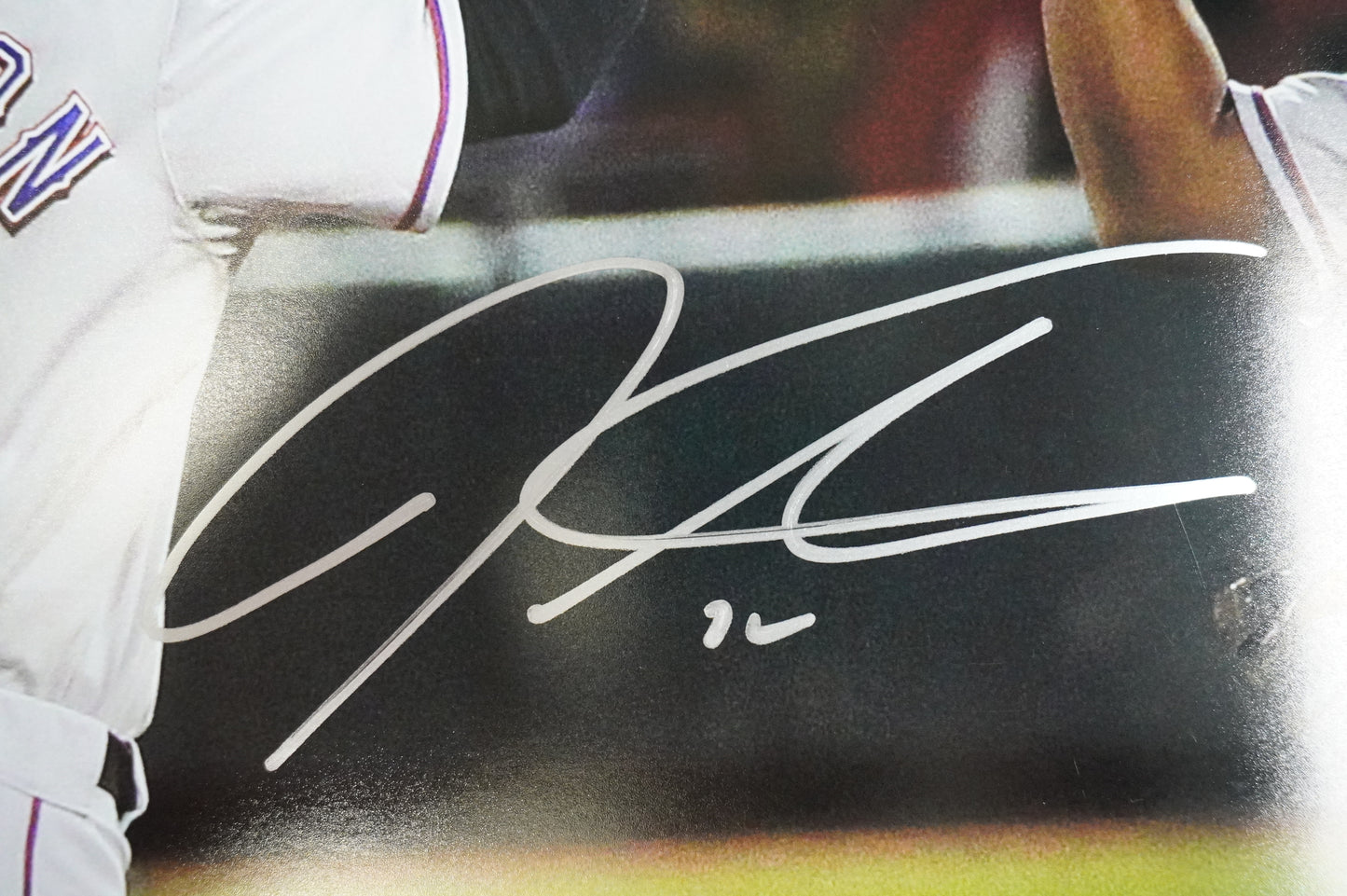 JOSH HAMILTON & MICHAEL YOUNG & IAN KINSLER TEXAS RANGERS SIGNED 16x20 BAS