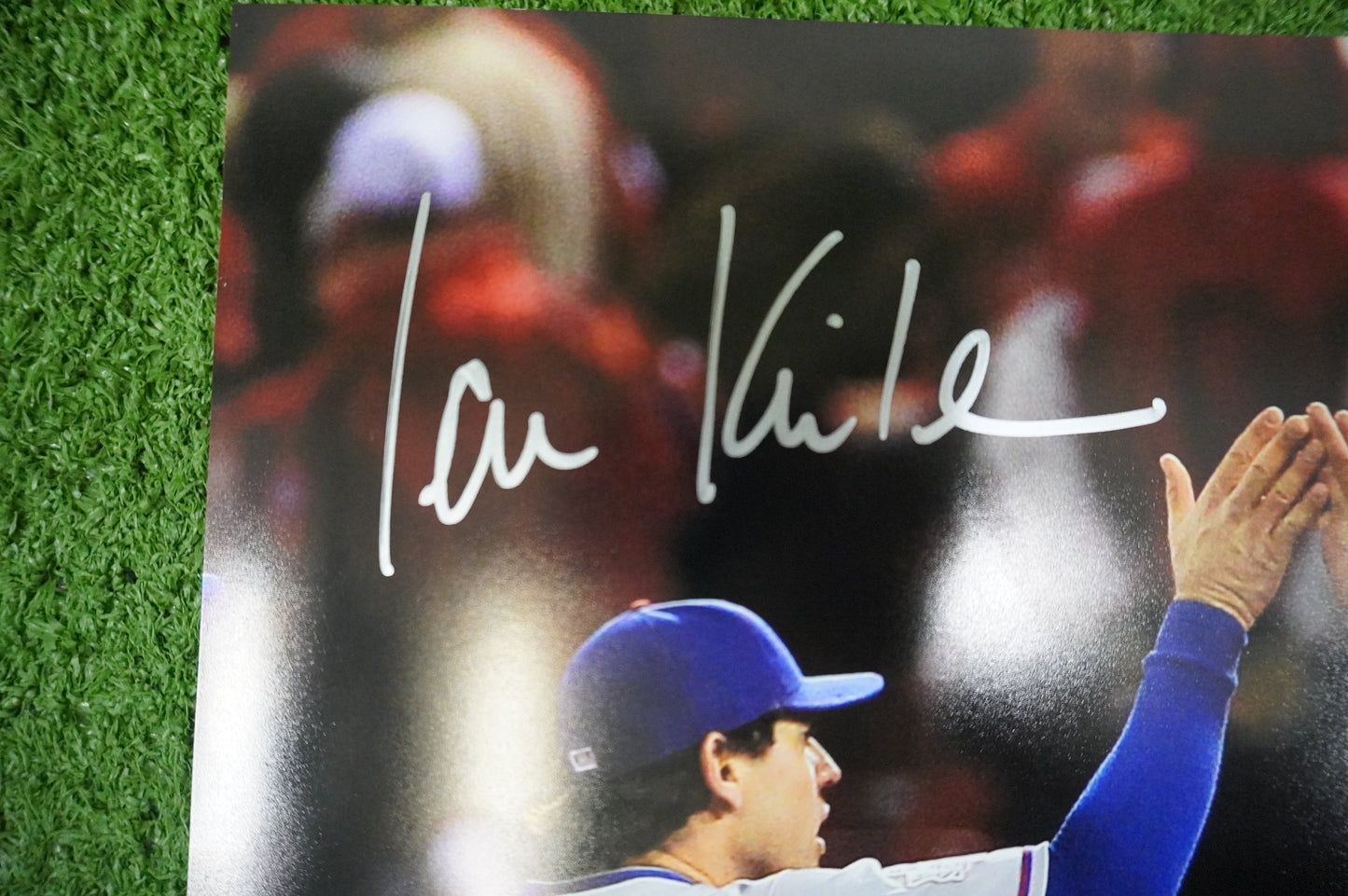JOSH HAMILTON & MICHAEL YOUNG & IAN KINSLER TEXAS RANGERS SIGNED 16x20 BAS