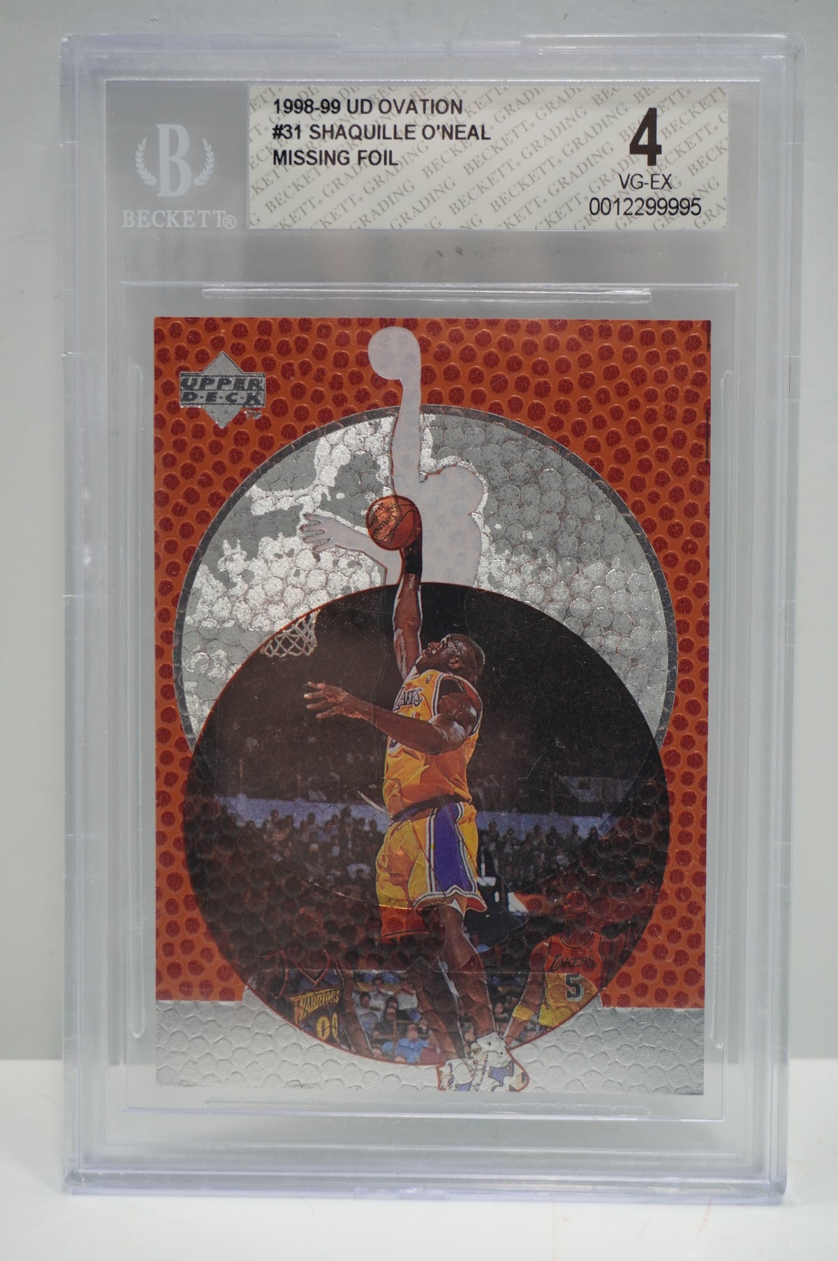 1998-99 UD Ovation #31 Shaquille O Neal Missing Foil BGS 4