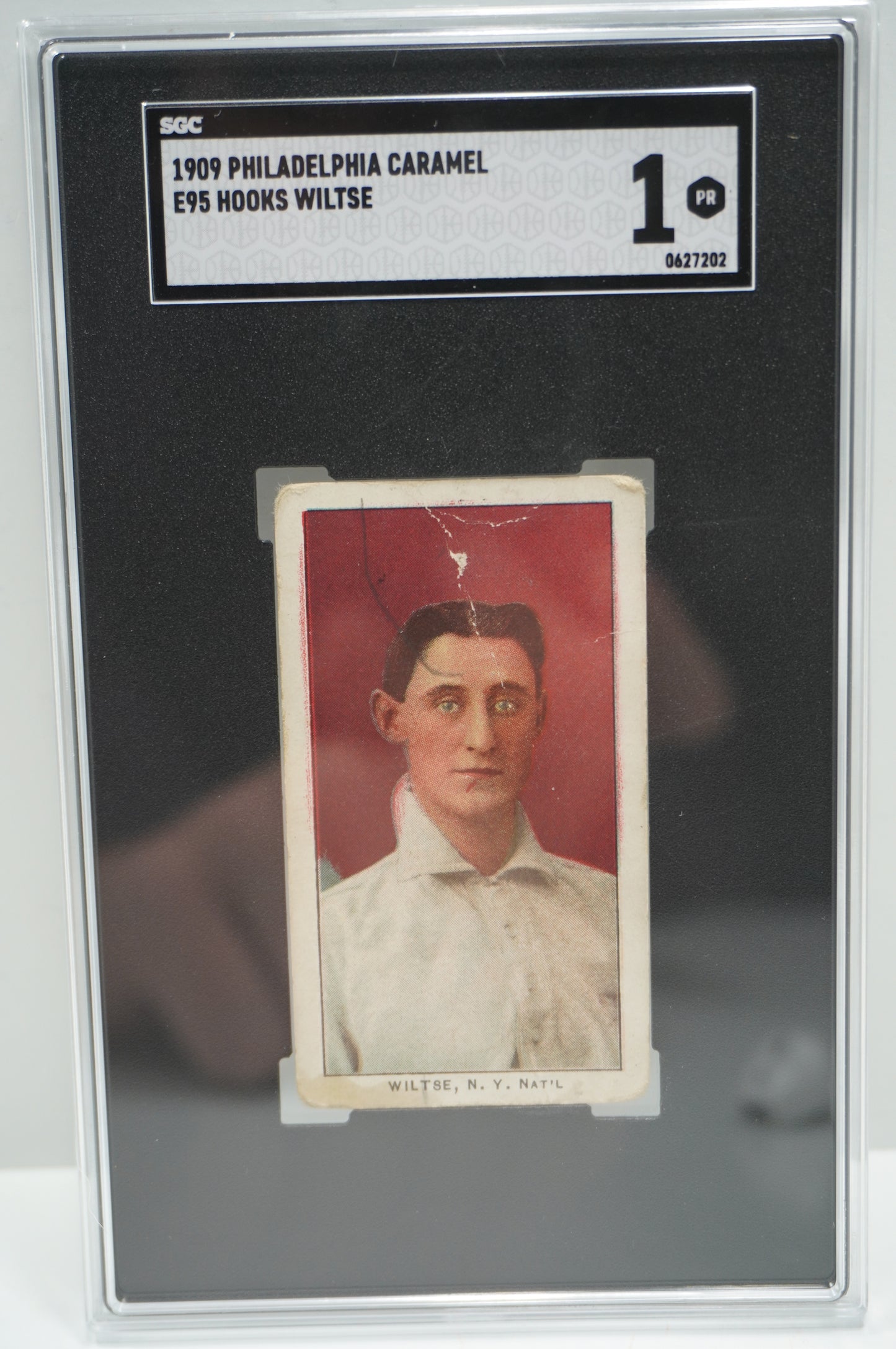 1909 Philadelphia Caramel E95 Hooks Wiltse SGC 1