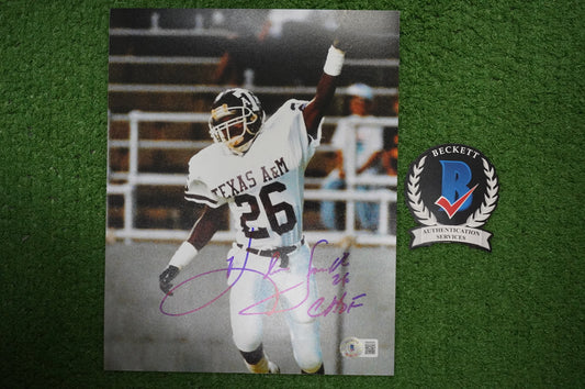 KEVIN SMITH TEXAS A&M AGGIES SIGNED 8x10 PHOTO w/CHOF 24 BAS