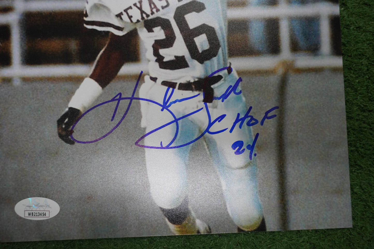 KEVIN SMITH TEXAS A&M AGGIES SIGNED 8x10 PHOTO with CHOF 24 JSA COA