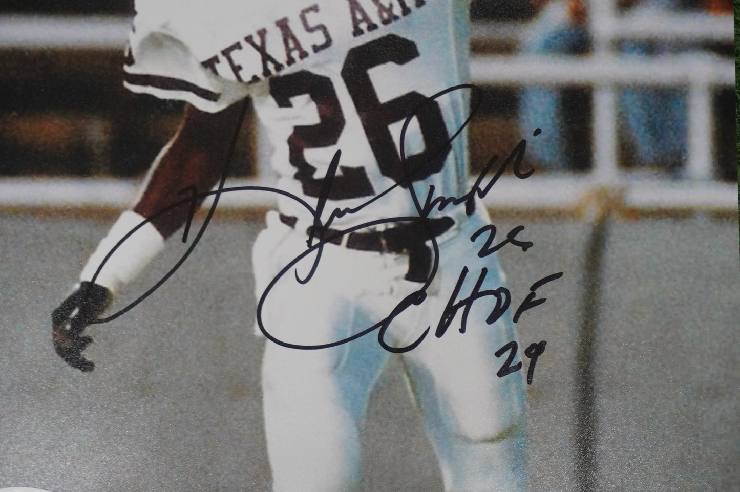 KEVIN SMITH TEXAS A&M AGGIES SIGNED 8x10 PHOTO with CHOF 24 JSA COA