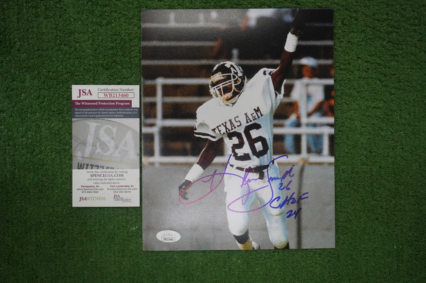 KEVIN SMITH TEXAS A&M AGGIES SIGNED 8x10 PHOTO with CHOF 24 JSA COA