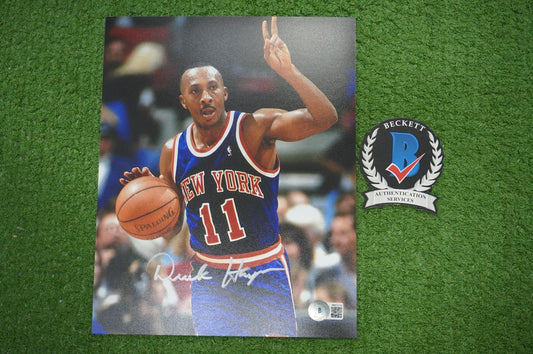 DEREK HARPER Signed 8x10 Photo NEW YORK KNICKS DALLAS MAVERICKS BAS COA