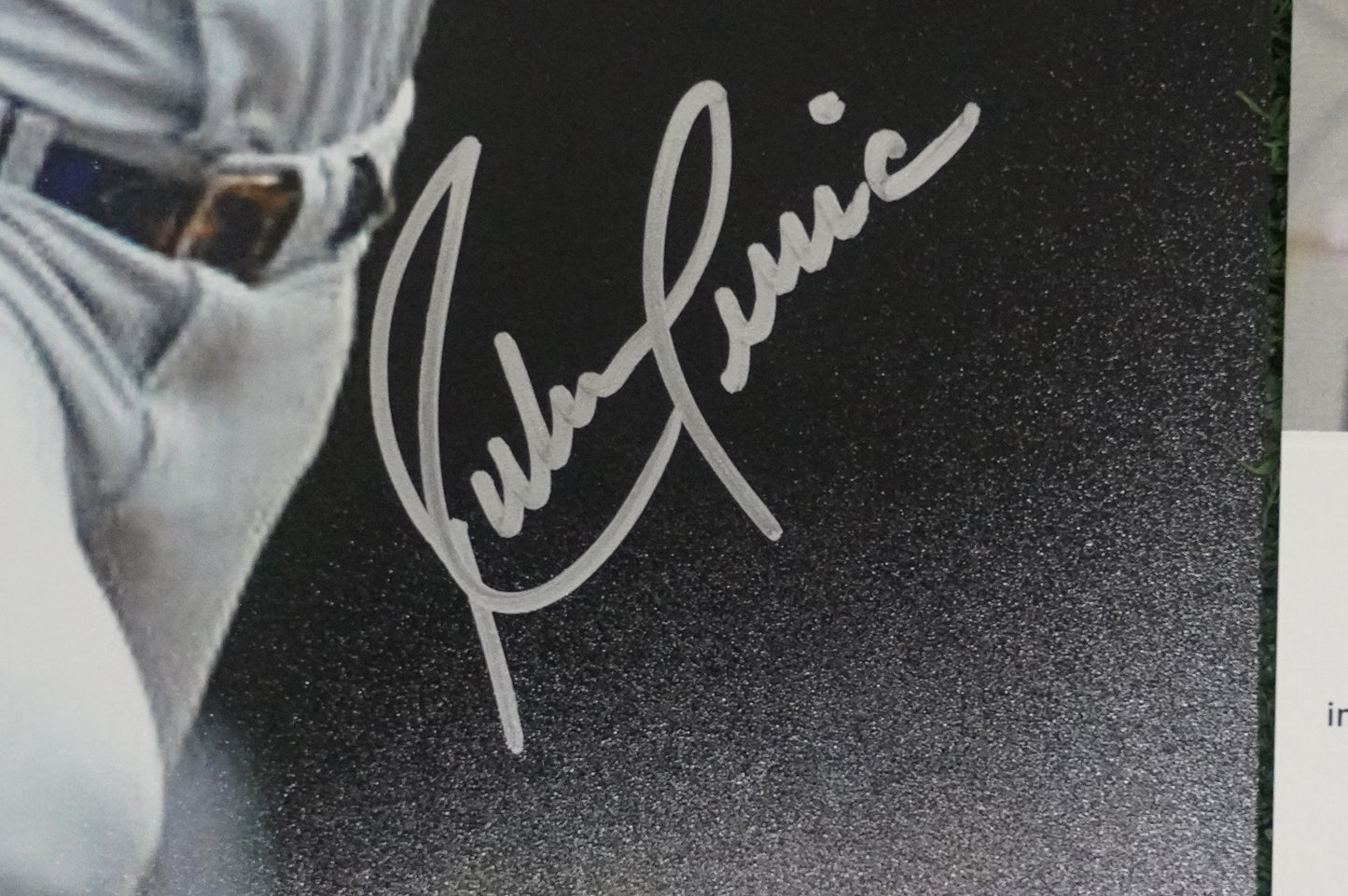 RUBEN SIERRA TEXAS RANGERS SIGNED 8x10 PHOTO JSA COA