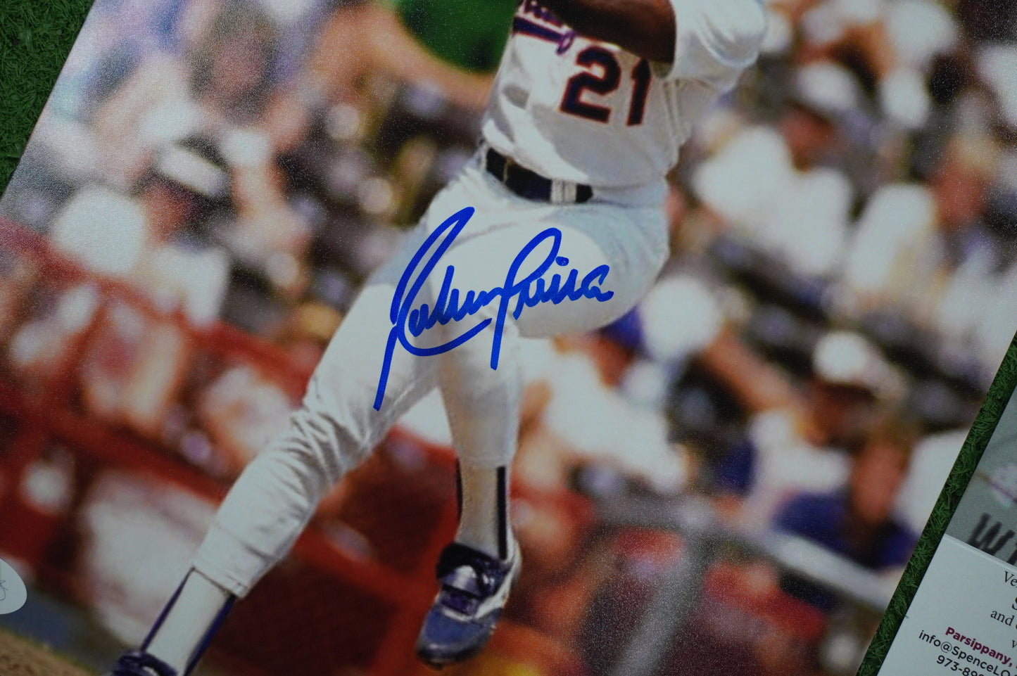 RUBEN SIERRA TEXAS RANGERS SIGNED 8x10 PHOTO Leg Kick JSA COA