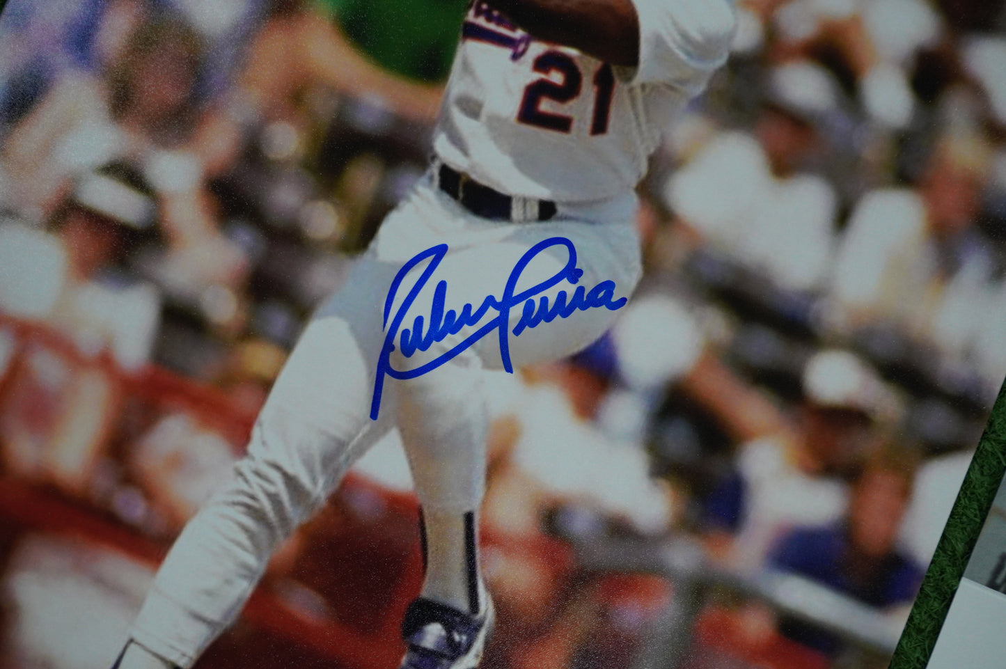 RUBEN SIERRA TEXAS RANGERS SIGNED 8x10 PHOTO Leg Kick JSA COA