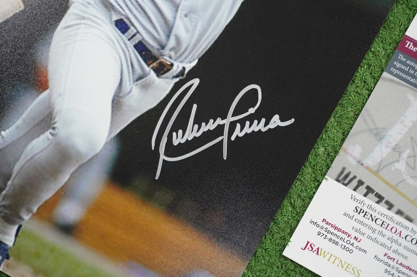 RUBEN SIERRA TEXAS RANGERS SIGNED 8x10 PHOTO JSA COA