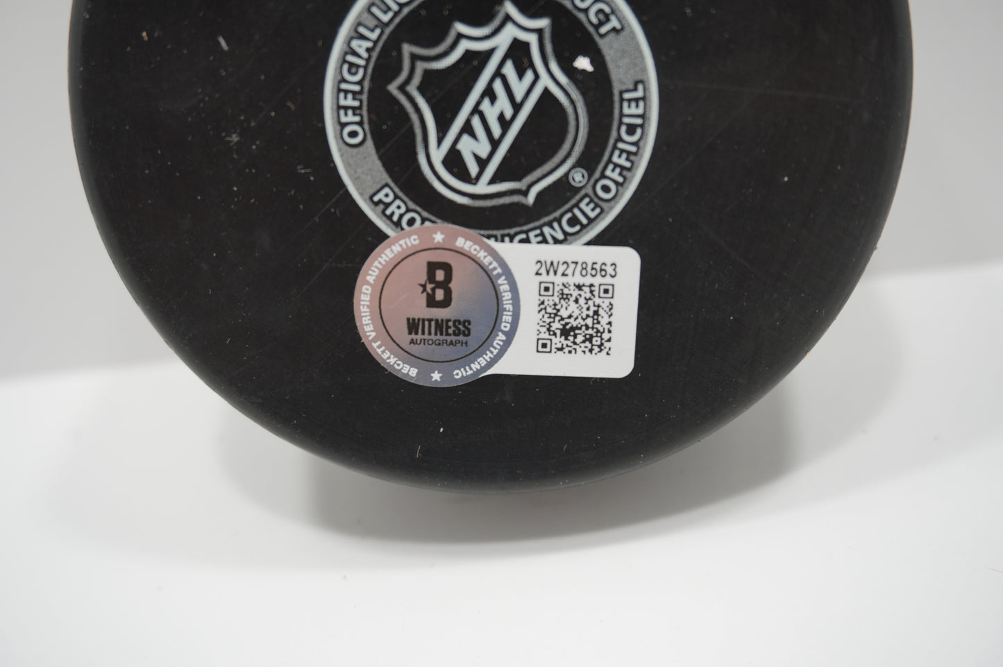 LOGAN STANKOVEN DALLAS STARS SIGNED Logo PUCK BAS COA