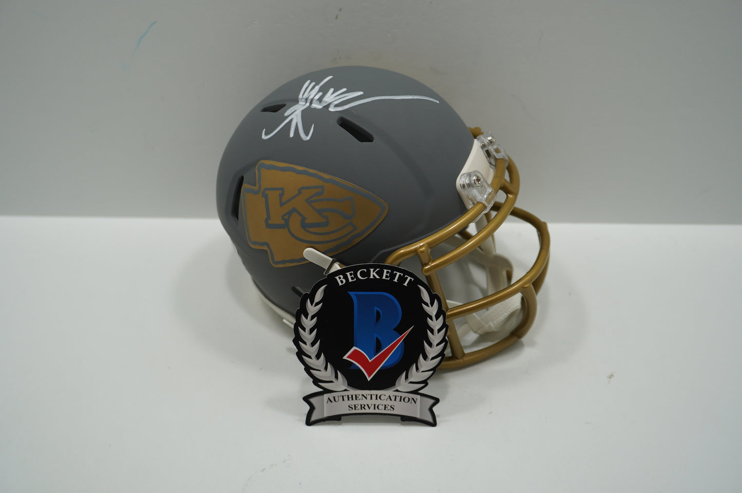 MARCUS ALLEN KANSAS CITY CHIEFS SIGNED Riddell SLATE Mini Helmet USC Trojans BAS