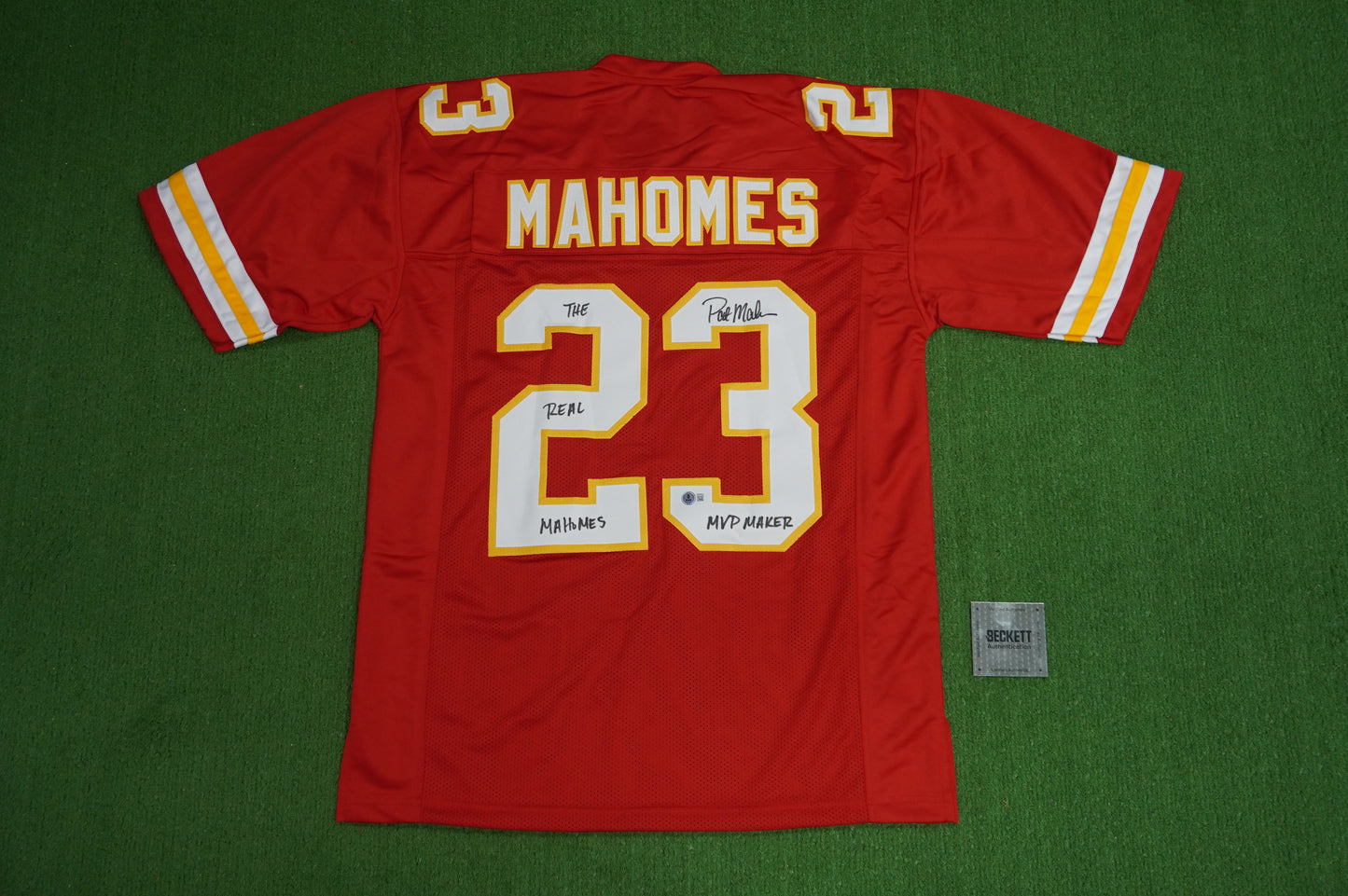 PAT PATRICK MAHOMES SR KANSAS CITY CHIEFS SIGNED JERSEY w/REAL MVPMAKER BAS