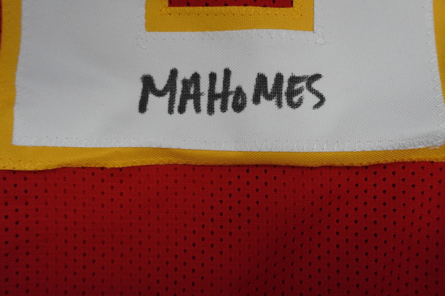 PAT PATRICK MAHOMES SR KANSAS CITY CHIEFS SIGNED JERSEY w/REAL MVPMAKER BAS