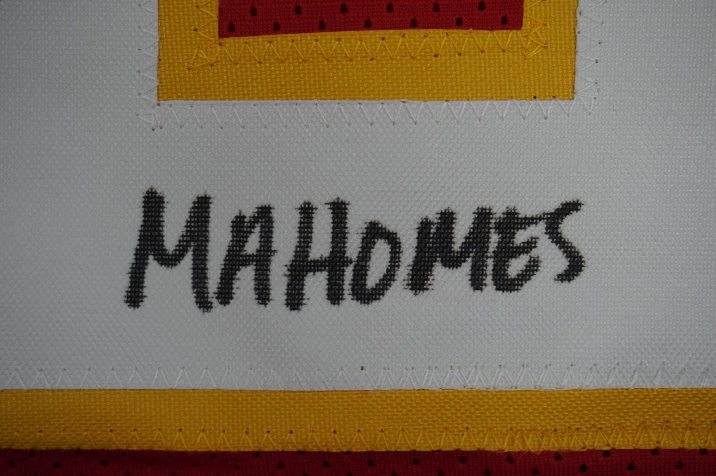 PAT PATRICK MAHOMES SR KANSAS CITY CHIEFS SIGNED JERSEY w/REAL MVPMAKER BAS