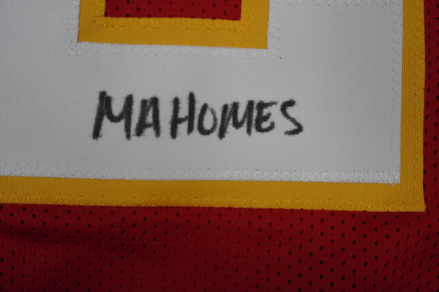 PAT PATRICK MAHOMES SR KANSAS CITY CHIEFS SIGNED JERSEY w/REAL MVPMAKER BAS