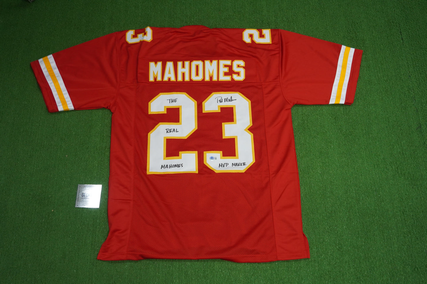 PAT PATRICK MAHOMES SR TWINS CHIEFS SIGNED JERSEY w/THE REAL MVPMAKER BAS