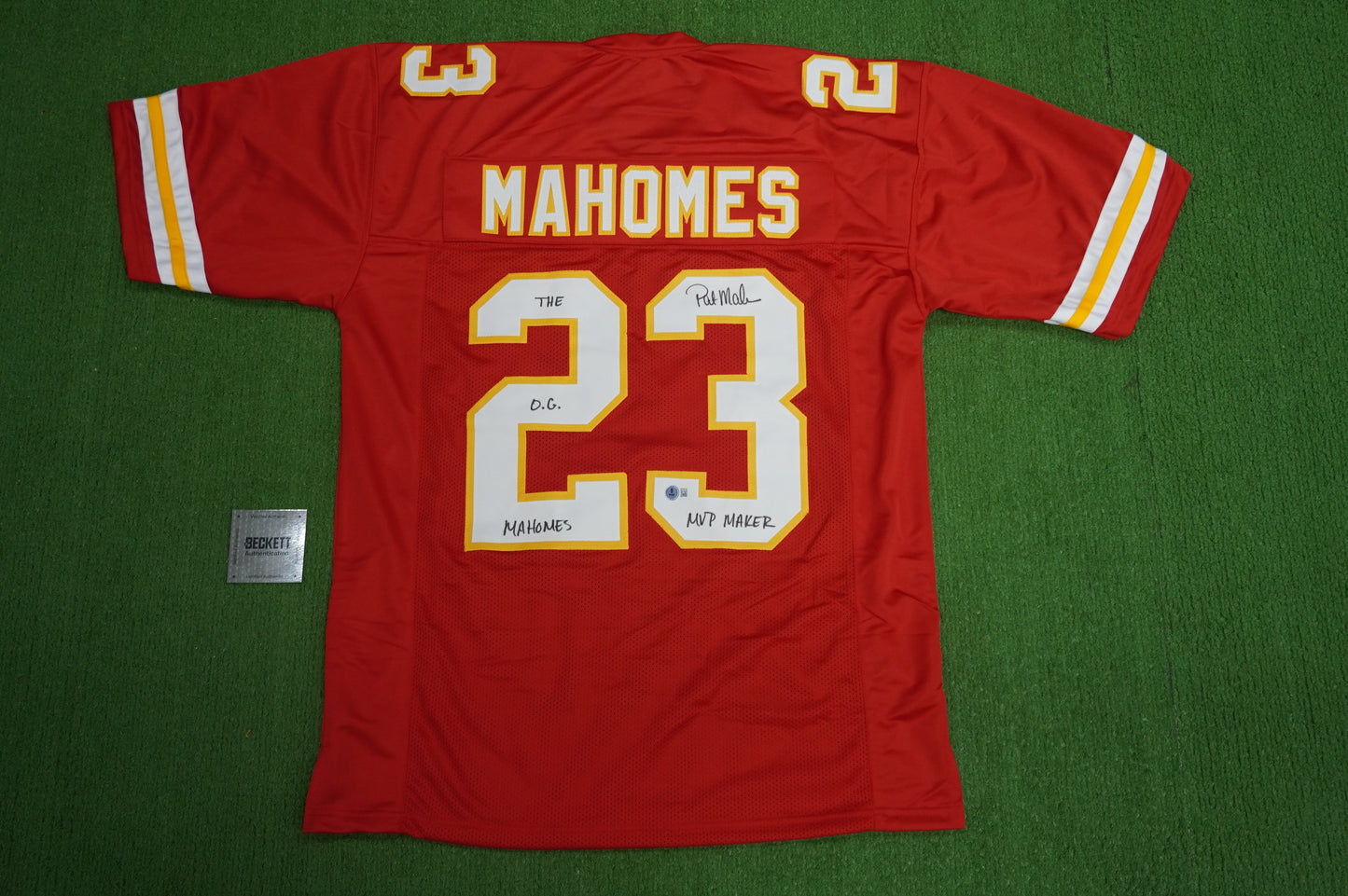 PAT PATRICK MAHOMES SR CHIEFS TWINS SIGNED JERSEY w/THE OG MVPMAKER BAS
