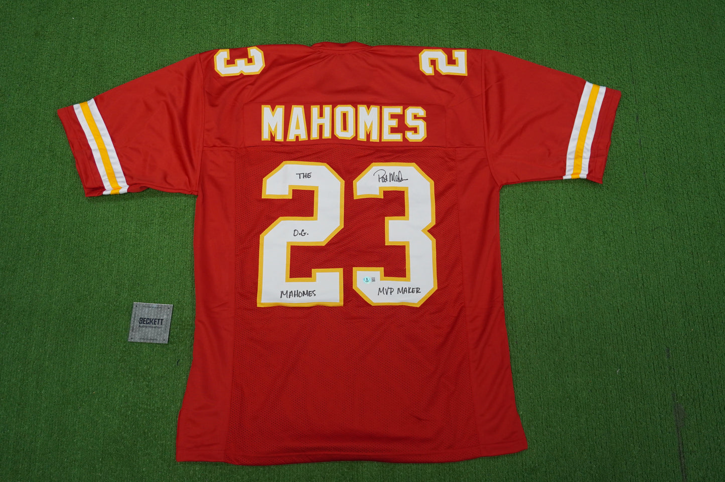 PAT PATRICK MAHOMES SR CHIEFS TWINS SIGNED JERSEY w/THE OG MVPMAKER BAS