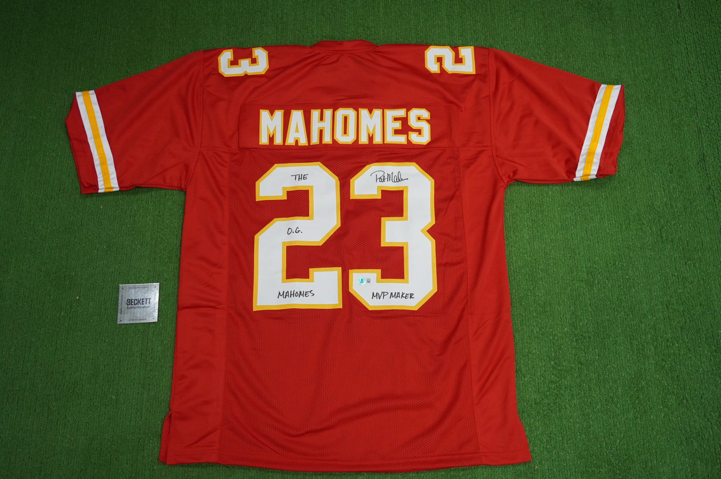 PAT PATRICK MAHOMES SR CHIEFS TWINS SIGNED JERSEY w/THE OG MVPMAKER BAS