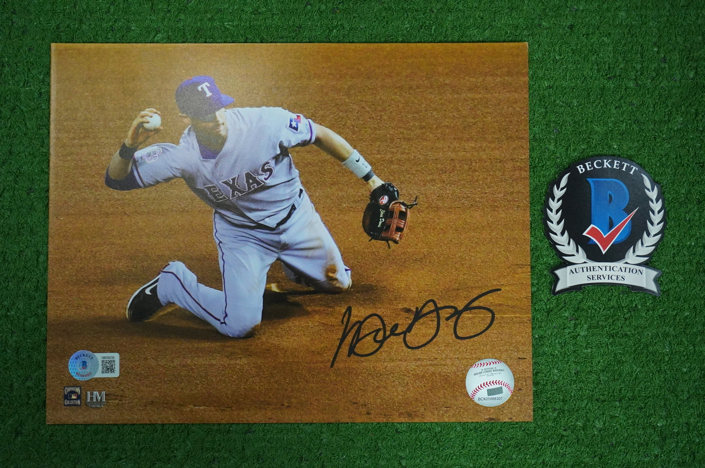 MICHAEL YOUNG TEXAS RANGERS Signed 8x10 Photo BAS COA