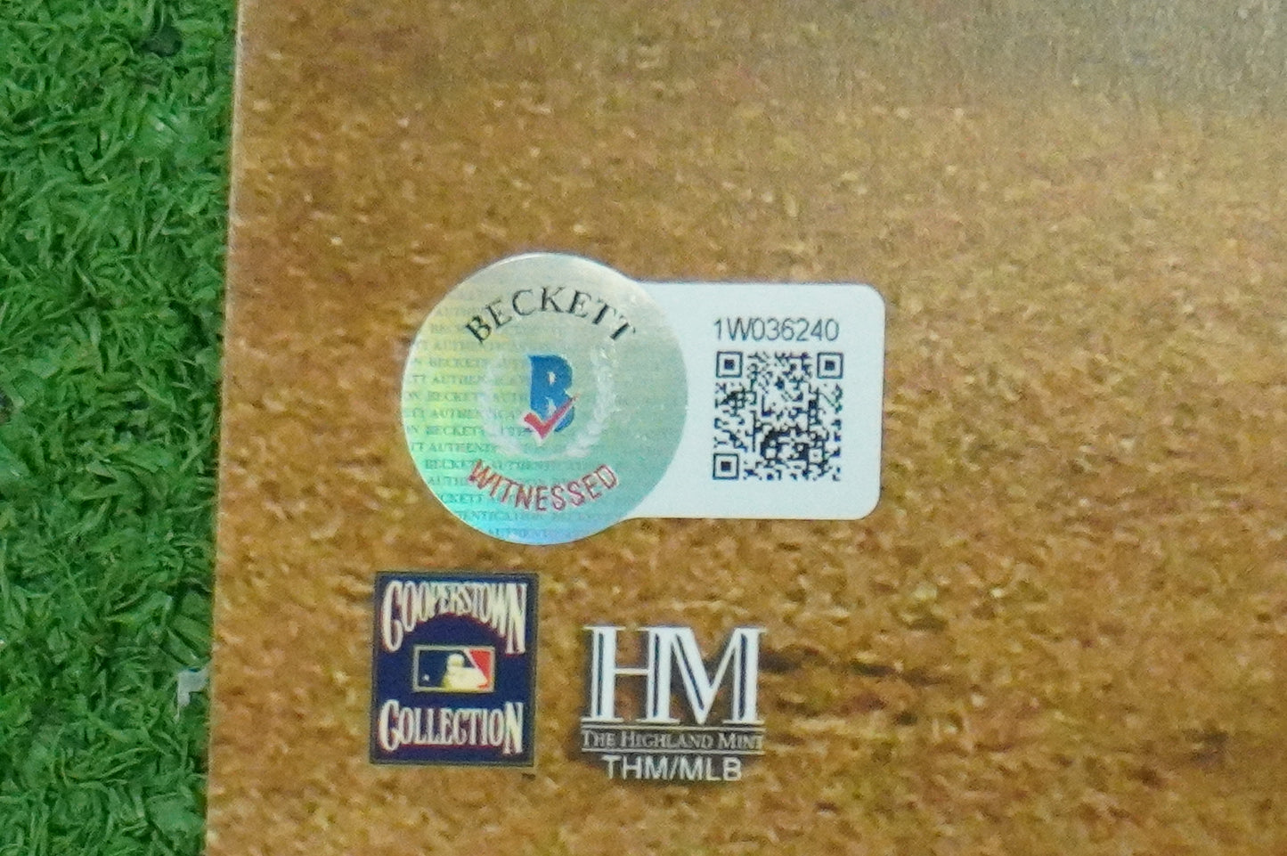 MICHAEL YOUNG TEXAS RANGERS Signed 8x10 Photo BAS COA