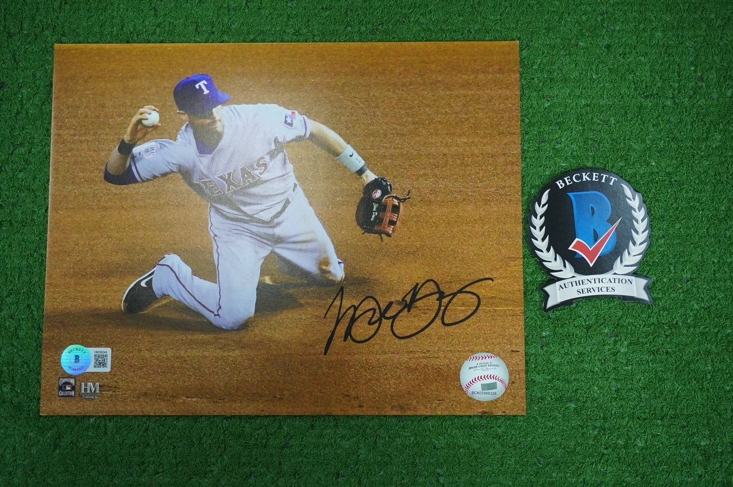 MICHAEL YOUNG TEXAS RANGERS Signed 8x10 Photo BAS COA