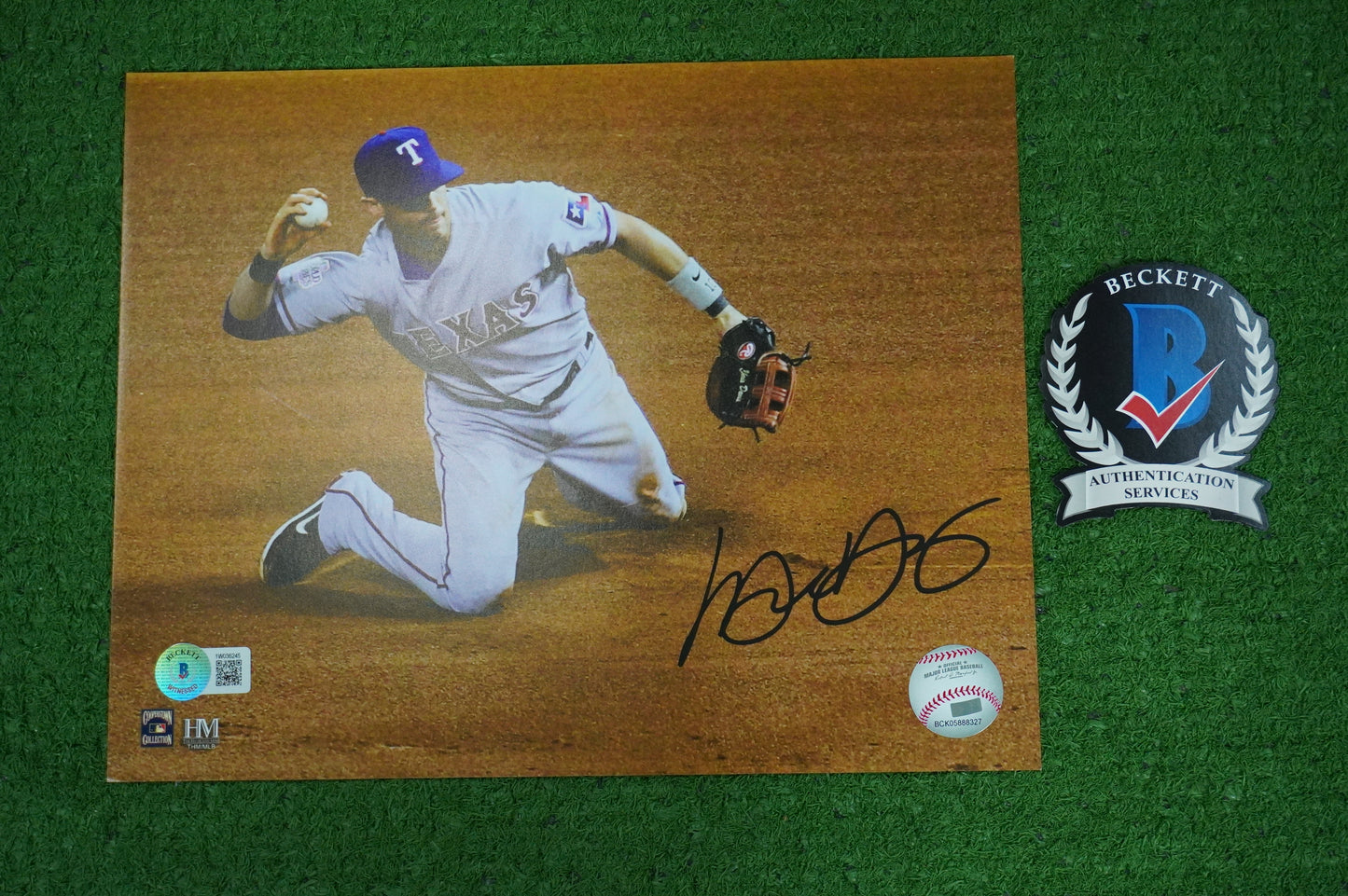 MICHAEL YOUNG TEXAS RANGERS Signed 8x10 Photo BAS COA