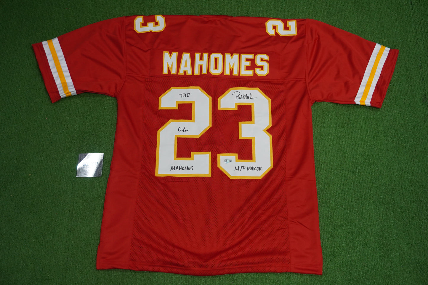 PAT PATRICK MAHOMES SR KANSAS CITY CHIEFS SIGNED JERSEY w/OG MVPMAKER BAS