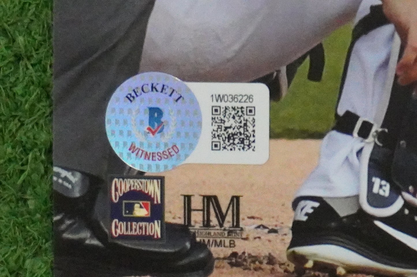 MICHAEL YOUNG TEXAS RANGERS Signed 8x10 Photo BAS COA