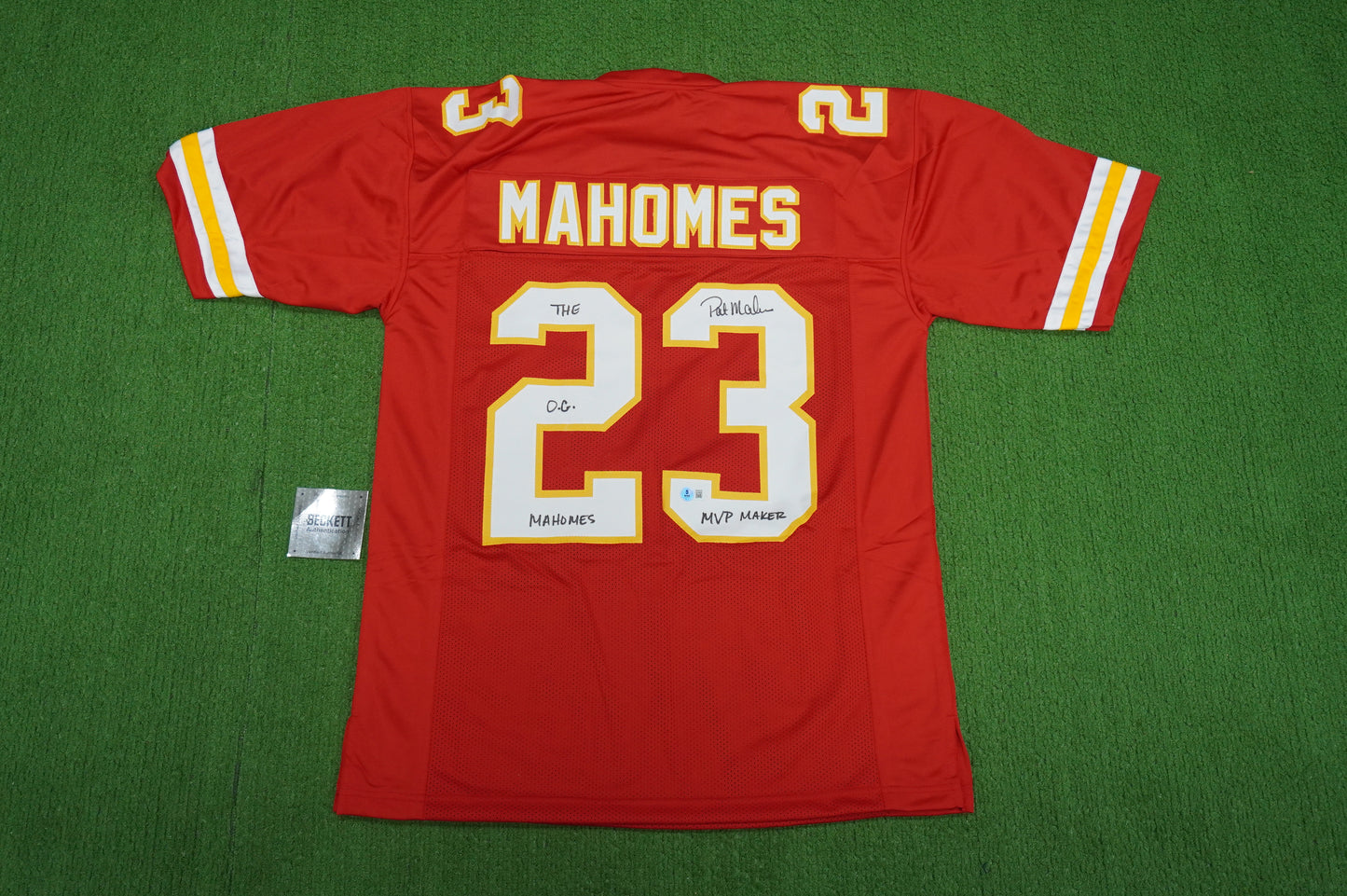 PAT PATRICK MAHOMES SR KANSAS CITY CHIEFS SIGNED JERSEY w/OG MVPMAKER BAS