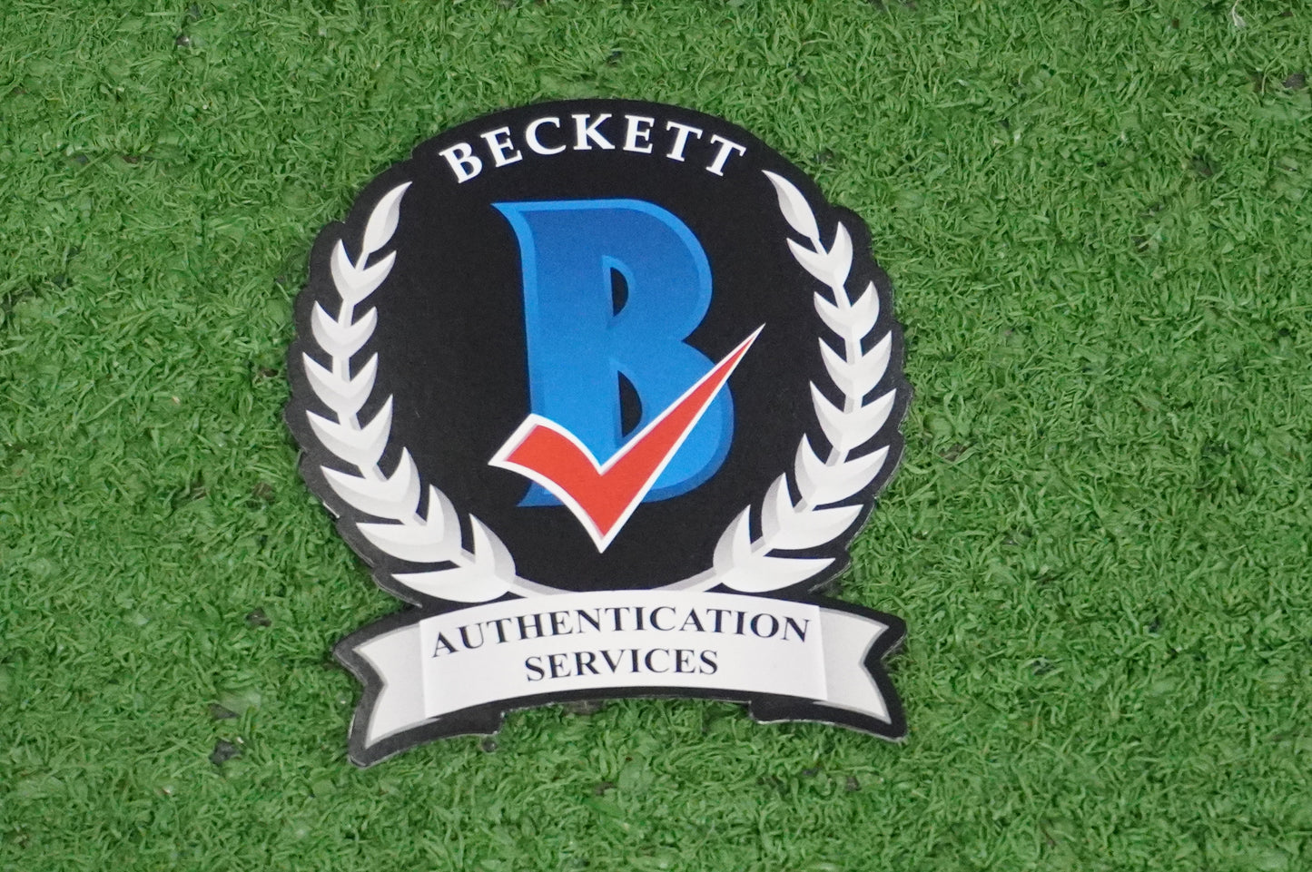 MICHAEL YOUNG TEXAS RANGERS Signed 8x10 Photo BAS COA