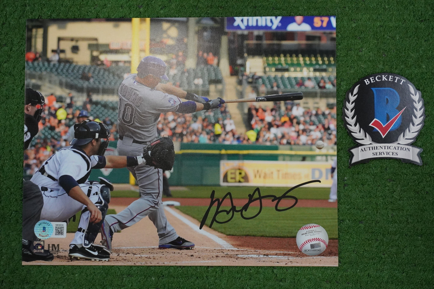 MICHAEL YOUNG TEXAS RANGERS Signed 8x10 Photo BAS COA